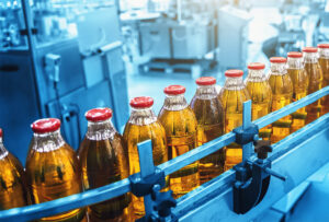 Depth filters and surface filters are used in beverage manufacturing.